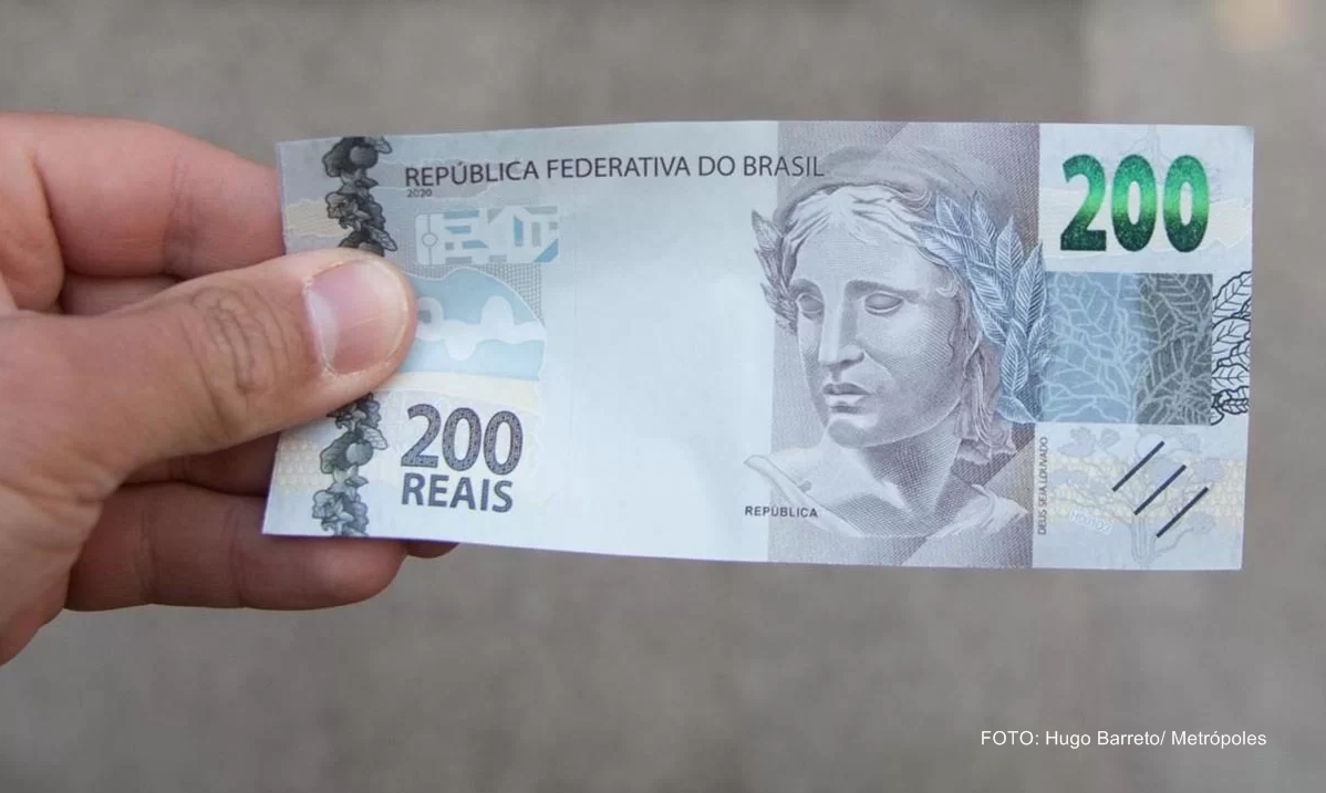 Dinheiro na mão: há menos notas de R$ 200 circulando do que de R$ 1