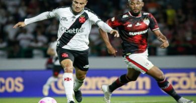 São Paulo faz 3 gols sem esforço, bate o Vasco e se reanima na briga por vaga na Libertadores